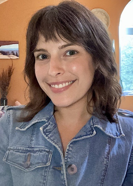 Patient Care Coordinator, Leslie